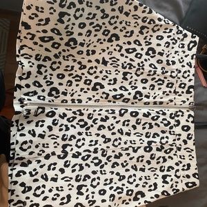 Forever 21 cheetah print skirt